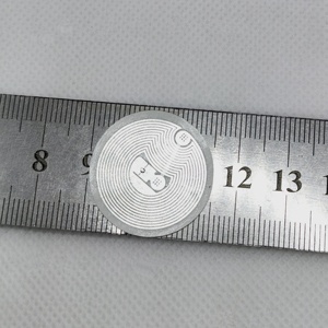Nhãn Trống Có Thể Lập Trình <span class=keywords><strong>NFC</strong></span> 213/215/216 Nhãn Dán Giấy Tráng Có Thể In 13.26Mhz Thẻ RFID Để Nhận Diện Xã Hội - Product Image 5