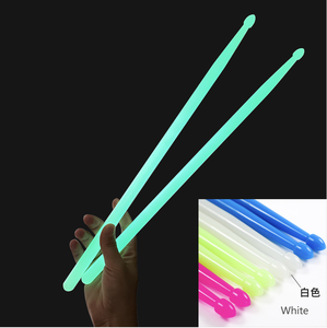 41,5 CM Multi Color 5A/7A Par de <span class=keywords><strong>baquetas</strong></span> de nailon ligero para instrumentos de percusión - Product Image 6