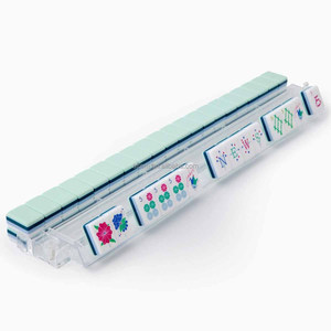 Venta al por Mayor de Fichas de Mahjong Acrílicas Modernas de Cuatro Capas, Talladas, Estilo Americano, para Juegos de Ajedrez - Product Image 4