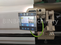Rollo de papel Kraft recubierto a prueba de aceite, máquina rebobinadora con sistema de descarga automática para bolsas de papel