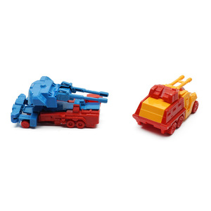 In plastica trasformato carro armato Robot <span class=keywords><strong>auto</strong></span> mutevole assemblato deformazione deformata giocattolo trasformante per bambino grande cioccolato uovo sorpresa - Product Image 3