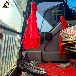 La mise à niveau de puissance à haute configuration garantit une manipulation précise de la pelle sur chenilles Volvo EC210 d'occasion - Product Image 5