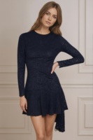 Robe mini à superpositions en dentelle élégante et vintage à la mode décontractée, vente chaude 2025, avec un design élégant