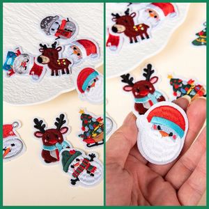 แผ่นปะลายปักรูปต้นคริสต์มาส ซานตาคลอส และตุ๊กตาหิมะน่ารัก สำหรับตกแต่ง - Product Image 2