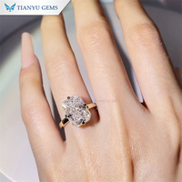 Bague Solitaire en Moissanite Taille Radiant de 4 Carats Personnalisée Tianyu Gems pour Mariage, Or Jaune 18k 14k 10k pour Femme