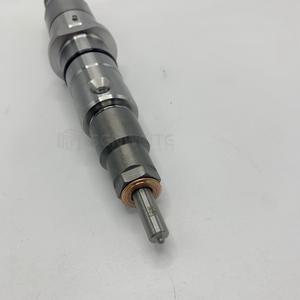 ชุดหัวฉีดน้ำมันเชื้อเพลิง Senwitt รุ่น 0445120236 สำหรับเครื่องยนต์ดีเซล Cummins 6HK1 ของรถขุด PC350-7 - Product Image 2