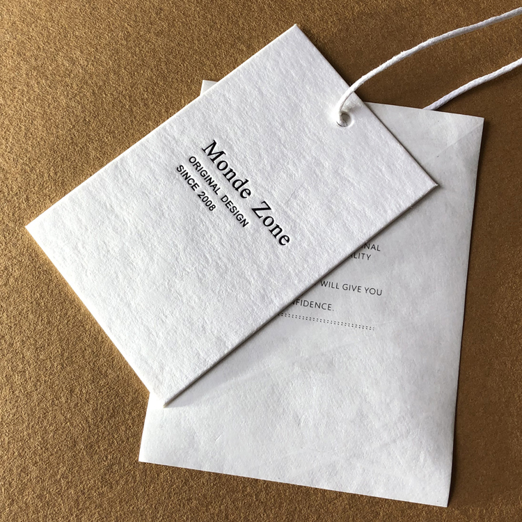 Customized Thick Recycled Paper Cardboard Hang Tag for Luxury Garments UV Printing with Personalized Logo for Shoes Clothes