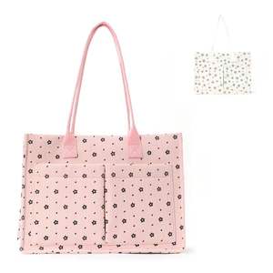 Sac fourre-tout portable en toile à grande capacité pour femme, motif cœur à pois, idéal pour les trajets quotidiens et les étudiantes - Product Image 1