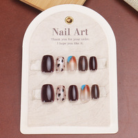 Faux ongles à presser portables courts, nouvelle collection automne/hiver, nude, rouge bordeaux profond, dégradé, carrés, brillants