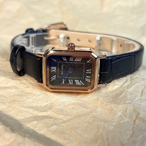 <span class=keywords><strong>Orologio</strong></span> di Lusso <span class=keywords><strong>Dorato</strong></span> da <span class=keywords><strong>Donna</strong></span>, <span class=keywords><strong>Orologio</strong></span> Quadrato alla Moda, Elegante <span class=keywords><strong>Orologio</strong></span> da <span class=keywords><strong>Donna</strong></span> al Quarzo Impermeabile - Product Image 4