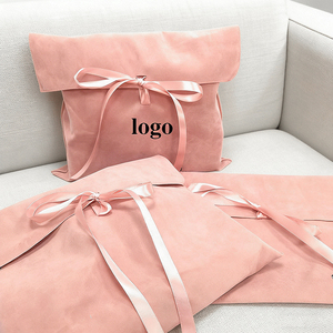 Pochette en velours rose écologique avec logo personnalisé, enveloppe anti-poussière, sac en tissu de velours avec soie pour emballage cadeau - Product Image 2