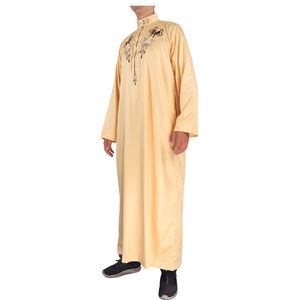 ثوب على طراز قطاري بتصميم ملون من الطراز الأول مقاس 54-62 - Product Image 5