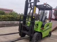 Chariot élévateur de haute qualité de fabricant de la CE Chine 2 tonnes 2,5 tonnes 3 tonnes 3.5 tonnes chariot élévateur avec le décalage latéral chariot élévateur électrique