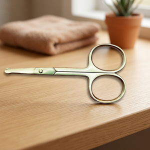 Tijeras Plegables de Acero Inoxidable Afilado para Diestros, para Recortar el Vello Facial, Bigotes, Barbas y Cejas de Forma Profesional y Rápida - Product Image 1