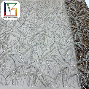 Tissu de dentelle africaine brodé floral de luxe en <span class=keywords><strong>tulle</strong></span> avec perles et sequins pour mariage africain - Product Image 2