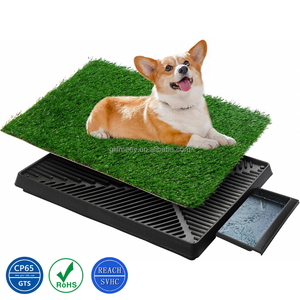 Alfombra Reutilizable de 3 Capas para Perros con Bandeja y Césped Artificial - Product Image 1