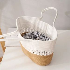 Sac à bandoulière pour femme, grande capacité, nouveau pour l'été, sac en paille ajouré, sac de plage pour les vacances à la mer, doublure en nylon - Product Image 4