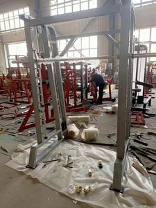 Máquina <span class=keywords><strong>Smith</strong></span> Comercial para Gimnasio, Construcción de Acero Resistente con Bloqueo de Seguridad y Barra Ajustable - Product Image 6