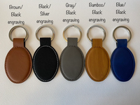 Personalisierter Monogramm-Schlüsselanhänger Lasergravierter PU-Leder-Schlüsselanhänger Kundenspezifischer Blanko-Lasergravierbarer Kunstleder Ovaler Schlüsselanhänger