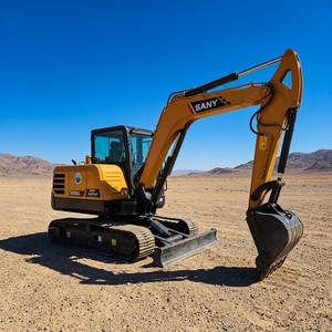 Excavadora Pesada Sany Sy75 Usada de Alta Calidad, 90% Nueva, Modelo 2022, con Caja de Cambios, Bomba y Rodamientos, en Venta - Product Image 3