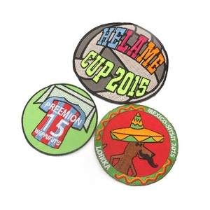 Étiquettes personnalisées de haute qualité sans minimum de commande, cousues sur machine Tajima, badges et <span class=keywords><strong>écusson</strong></span>s brodés sur mesure avec motifs <span class=keywords><strong>animaux</strong></span> - Product Image 1