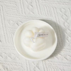 Cute <b>Scented</b> <b>Candles</b> Wholesale Creative cat Paw <b>Scented</b> <b>Candles</b> Indoor Decorative Soy Wax <b>Cheap</b> <b>Scented</b> <b>Candles</b> - Product Image 2