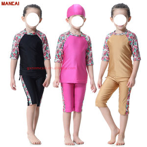 Estate <span class=keywords><strong>3</strong></span> pezzi costumi da bagno musulmani per bambini stampa floreale maniche corte costumi da bagno tradizionali islamici bambini bambine costumi da bagno - Product Image 1