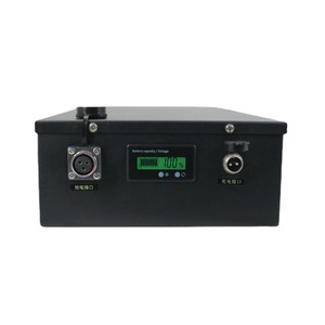 Paquete de Baterías de Iones de Litio de 48V 35Ah para Barcos con Pantalla Digital y Asa - Product Image 3
