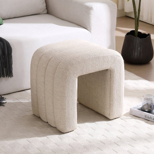 Taburete otomano cuadrado de dormitorio de terciopelo, taburete lateral para el hogar, hoteles y restaurantes, silla otomana de decoración para el hogar 2024 superventas - Product Image 1