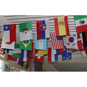 علم شريطي بسلسلة مكان لكرسي من البوليستر بنسبة 100% متوفر بأحجام شائعة للبيع بالجملة - Product Image 3