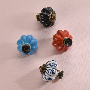 Maniglia in Ceramica a Forma di Zucca Personalizzabile Multicolore Stile Pastorale <span class=keywords><strong>per</strong></span> Ante di Armadi e Cassetti <span class=keywords><strong>Cucina</strong></span>, Design Tradizionale Americano - Product Image 6