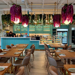 การออกแบบร้านเบเกอรี่และร้านกาแฟสุดหรู |   เคาน์เตอร์ค้าปลีกแบบกำหนดเองจาก MDF และโลหะ เป็นมิตรกับสิ่งแวดล้อม สำหรับตกแต่งร้านค้าในห้างสรรพสินค้าและคาเฟ่ - Product Image 5