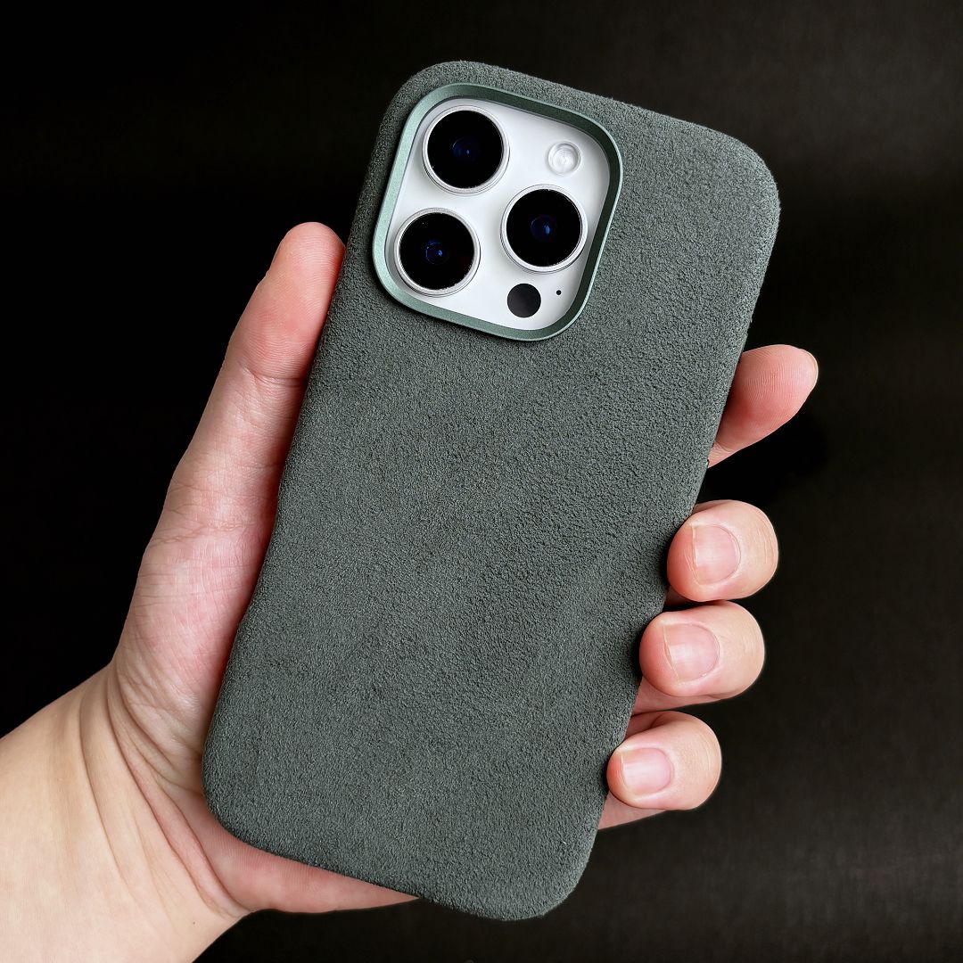 สีเขียวมรกต