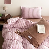 Ensemble de literie en velours de lait chaud pour l'hiver - Rayures minimalistes, 4 pièces avec plusieurs options de couleurs