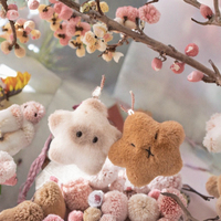 Breloques de sac promotionnelles en gros, mini-jouets en peluche doux en coton au design de petits personnages Kawaii, porte-clés personnalisés mignons, marque MXM