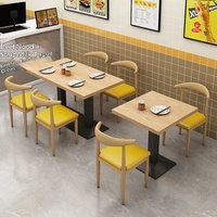 Ensemble table et chaises de restaurant commercial durable en PU pour les restaurants de restauration rapide, les bars à barbecue, les salons de thé et les boutiques de desserts