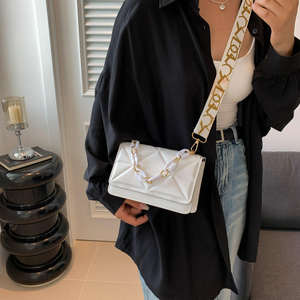 กระเป๋าสะพายไหล่ทรงมินิแบบวินเทจ ปี 2024 ดีไซน์เนอร์ พร้อมซิปปิด วัสดุ PU คุณภาพสูง สำหรับทุกเพศ - Product Image 5