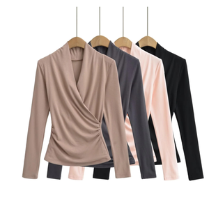 Runwaylover 3717 gaya Korea 2025 wanita seksi kaus V-Neck - Product Image 1