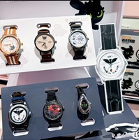 Vente en gros de montres authentiques « Comment dresser votre dragon » Toothless, boîte mystère, marchandises officielles co-marquées, cadeaux de collection