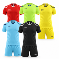 Tenues d'entraînement de football personnalisées multicolores, séchage rapide, respirantes, anti-humidité, transfert thermique, vêtements d'équipe personnalisés, Royaume-Uni