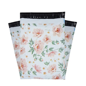 Sac d'emballage de vêtements en poly mailer couleur or avec logo imprimé personnalisé Enveloppes sac d'envoi postal de boutique en ligne de livraison par courrier en plastique - Product Image 5