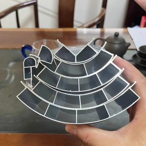 GQK GW1261 Bande de finition en alliage d'aluminium robuste, sans peinture, pour revêtement intérieur, bande de scellement des bords sans joint - Product Image 5