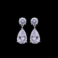 Bijoux en argent sterling S925 sur mesure avec moissanite taille poire VVS pour les boucles d'oreilles de Noël, cadeau pour femme avec certificat Gema