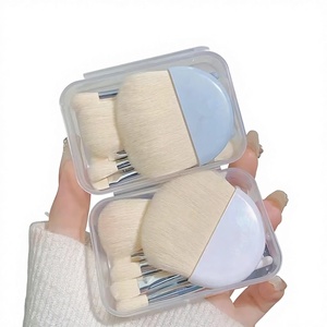 Set de 6 Brochas de Maquillaje de Pelo de Cabra con Mango de Madera, Mini Brochas de Viaje para Polvo, Colorete, Ojos y Rostro, Kit en Caja Transparente - Product Image 2