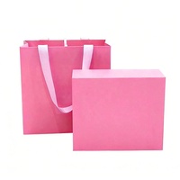 Boîte à rabat magnétique rigide de luxe en papier recyclable avec logo personnalisé pour l'emballage de produits de soin de la peau