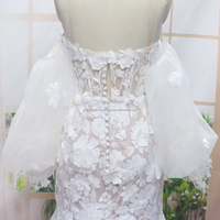 Nouvelle Arrivée Robe de Mariée Sirène Élégante Longue avec Dentelle, Col Cœur, Manches Lanterne et Dos Boutonné, Ornée de Fleurs
