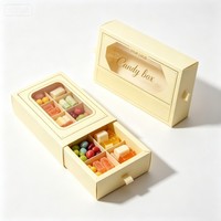 Boîte d'emballage en papier biodégradable de qualité alimentaire personnalisable pour bonbons, chocolats, pains, snacks, beignets avec fenêtre en PET – Vente en gros