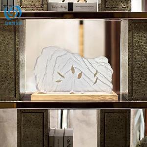 Sculpture moderne minimaliste en résine et pierre avec feuilles tombantes 650x70x380mm, décoration artistique pour salon, entrée, villa, club-house - Product Image 4