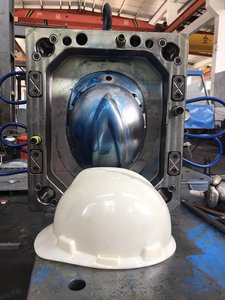 Molde de casco de seguridad personalizado profesional <span class=keywords><strong>100</strong></span>% materia prima moldeo por inyección de plástico procesamiento garantía de calidad - Product Image 3