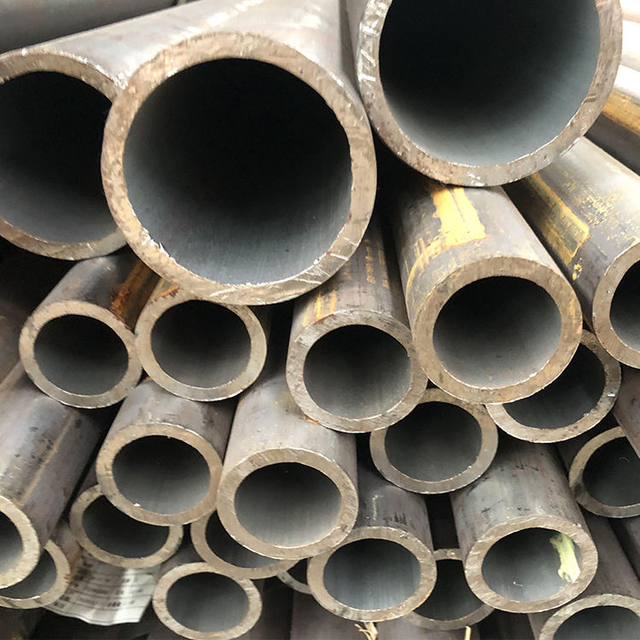ASTM A335 ASME SA335 P1 P5 P9 P11 P12 P22 P91 Seamless Alloy Steel Pipe